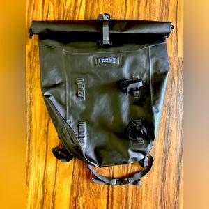 *BRAND NEW* Patagonia Disperser Roll-Top Pack 40L (Black)